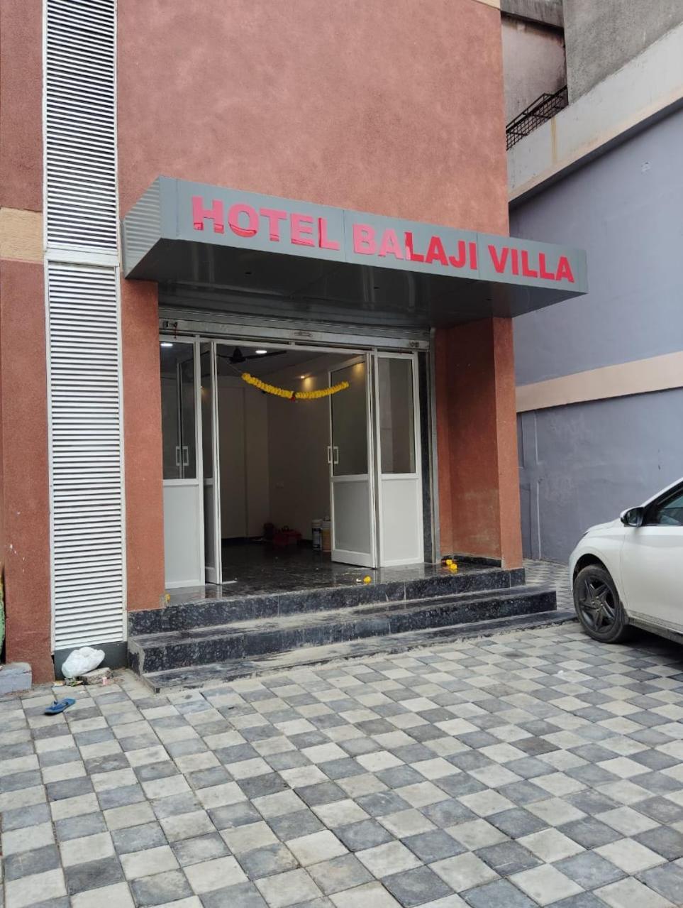 Hotel Balaji Villa Vadodara Exteriör bild